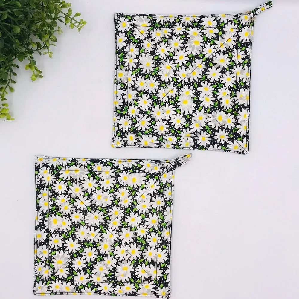 2 Square Potholders, Black and White Daisies, Cottage Core Kitchen 7x7 Inches